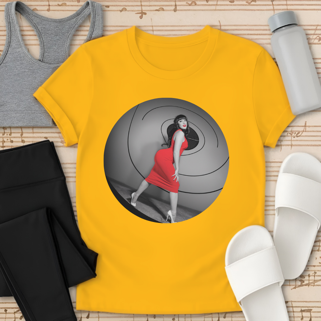 Bulls eye... Curvy T-Shirt